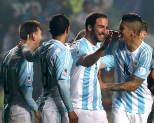 Аргентина забила шість м'ячів Парагваю у півфіналі Кубка Америки