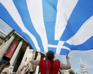 Сегодня греки идут на референдум, чтобы справиться с финансовым кризисом