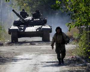 Бойовики вночі обстріляли Піски із забороненої артилерії, підключили навіть танк - прес-центр АТО