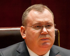 Голова Дніпропетровської ОДА Резниченко працює не на піар а на результат - експерт