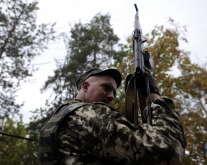 На Донбасі поранили одного українського військового - АП