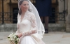 Королівський шик: найвідоміші весільні сукні знаменитостей