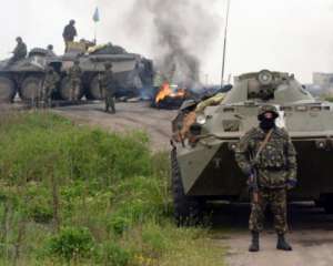 В зоні АТО бойовики застосували танки і крупнокаліберну артилерію