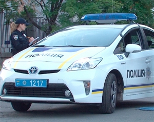 Киевские полицейские остановили авто депутата с пьяным водителем