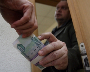 Из-за падения рубля в РФ вдвое возросли взятки