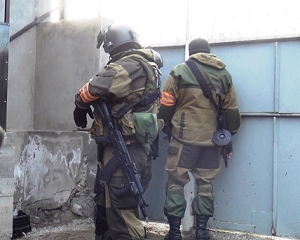 В российском Нальчике ввели режим КТО: в многоэтажке засели вооруженные боевики