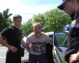 Киевская полиция &quot;упаковала&quot; наркомана из Луганска