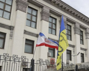 Під посольством РФ у Києві пропонують поставити пам'ятник жертвам рейсу MH17
