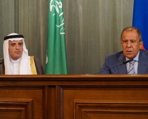 &quot;Дебилы, бл*дь&quot; - Лавров не удержался на встрече с министром Саудовской Аравии