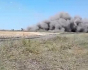 Бирюков показал видео, как артиллерия ВСУ уничтожила склад боеприпасов террористов