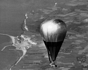 37 років тому повітряна куля перетнула Атлантику