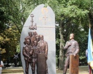 В Луцке открыли памятник погибшим на Майдане волынянам
