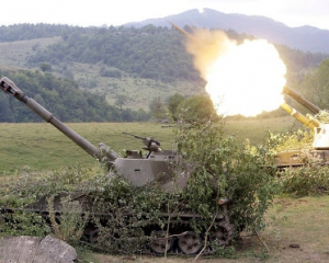 Боевики накрыли Луганщину огнем из САУ и танков