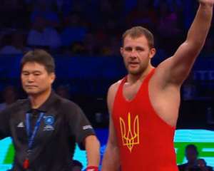 Украинец завоевал бронзу на чемпионате мира по борьбе