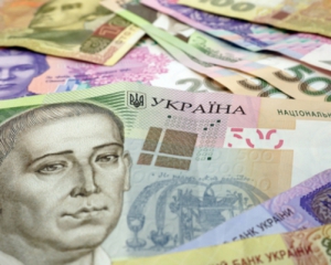 Курс гривні на міжбанку зміцнився