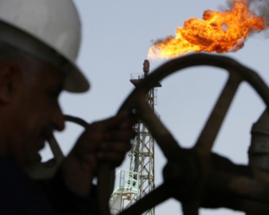 Нефть дешевеет: инвесторы ожидают падения спроса