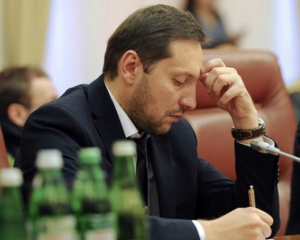 Стець вирішив "підкоригувати" санкційні списки