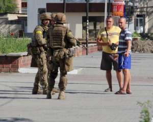 Прикордонники затримали два автомобілі з контрабандою на Донбасі