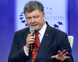 Порошенко найкращий президент України розмовного жанру - політолог