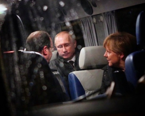 Меркель и Олланд боятся Путина - эксперт