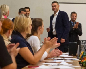 На безкоштовні курси з англійської подали заявки 50 тисяч киян - Кличко