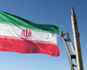 Иранский парламент одобрил ядерную программу страны