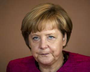Німецькі інвестиції прийдуть в Україну, коли та подолає корупцію - Меркель