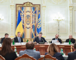Бажання депутатів зберегти недоторканність перекриває шлях до безвізового режиму - Порошенко