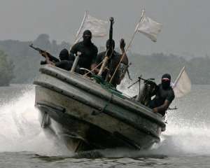 У берегов Нигерии в плен к пиратам попали двое украинцев — СМИ