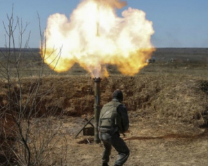 Боевики снова взялись за оружие