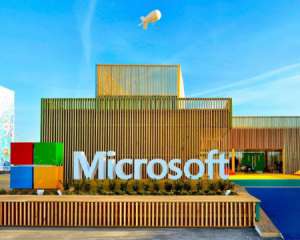 Акції Microsoft раптово злетіли до 15-річного рекорду
