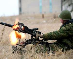 Напряженная ночь в зоне АТО: боевики стреляли в районе Авдеевки и Песков