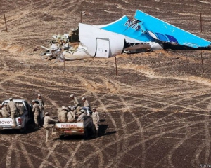 Следователи уверены на 90%: на борту российского самолета взорвалась бомба - Reuters