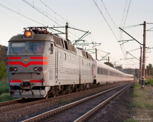 &quot;Укрзализныця&quot; назначила дополнительный поезд в Донецкую область