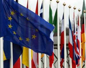 ЄС скликає екстрений саміт з питань безпеки