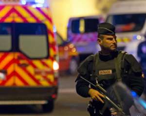 Учасників терактів у Парижі було 9 - поліція