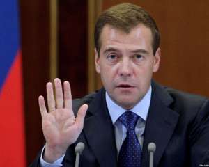 &quot;Киеву пора перестать выкаблучиваться&quot; - Медведев о реструктуризации