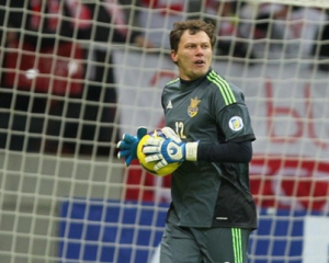 "Ждал более уверенной игры в Мариборе" - Пятов