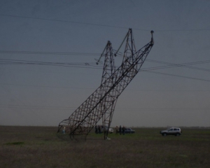 Через підриви не працюють дві лінії електропостачання Криму