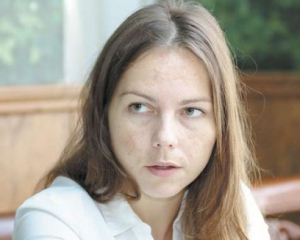 МИД требует прекратить издевательства над сестрами Савченко