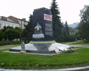 В Полтаві на місці Леніна встановлять храм та пам&#039;ятник Небесній сотні