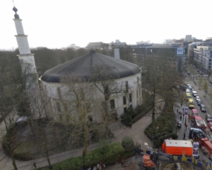 У Брюсселі через конверти з порошком евакуювали мечеть