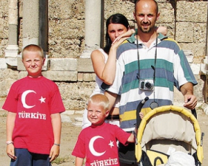 Славян в Турции могут забросать камнями - выходцы из Украины в соцсетях