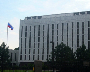 В посольстве России в США усилили меры безопасности