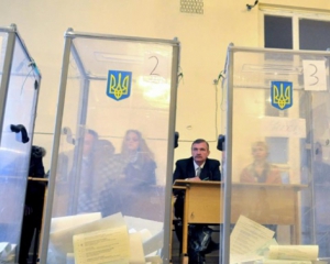 Явка на выборах превысила 30% - Жебривский