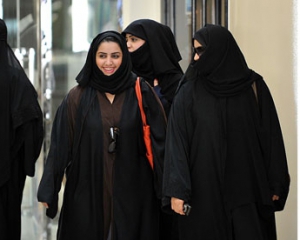 Жінкам у Саудівській Аравії дозволили йти на місцеві вибори