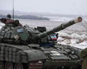 Бойовики стягують на передову танки - Тимчук