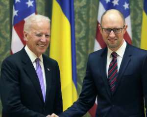 Яценюк стал другом и партнером США - Байден