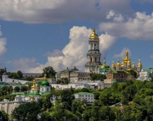 Петиция о переводе Киево-Печерской лавры из Московского в Киевский патриархат набрала 10 тыс. подписей