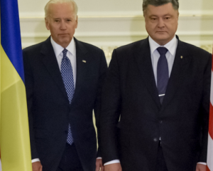 США штовхають Україну до миру з Росією - політолог